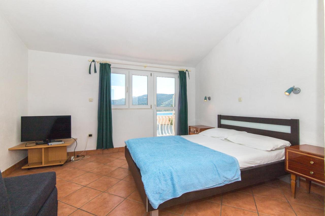 Apartments Bj Marina Pokoj fotografie